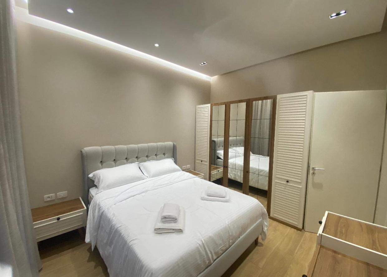 Lilo'S Place Тирана Екстер'єр фото