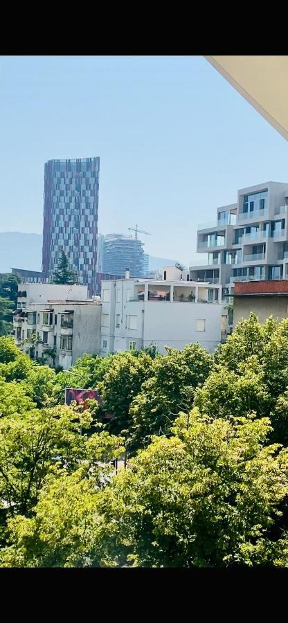 Lilo'S Place Тирана Екстер'єр фото