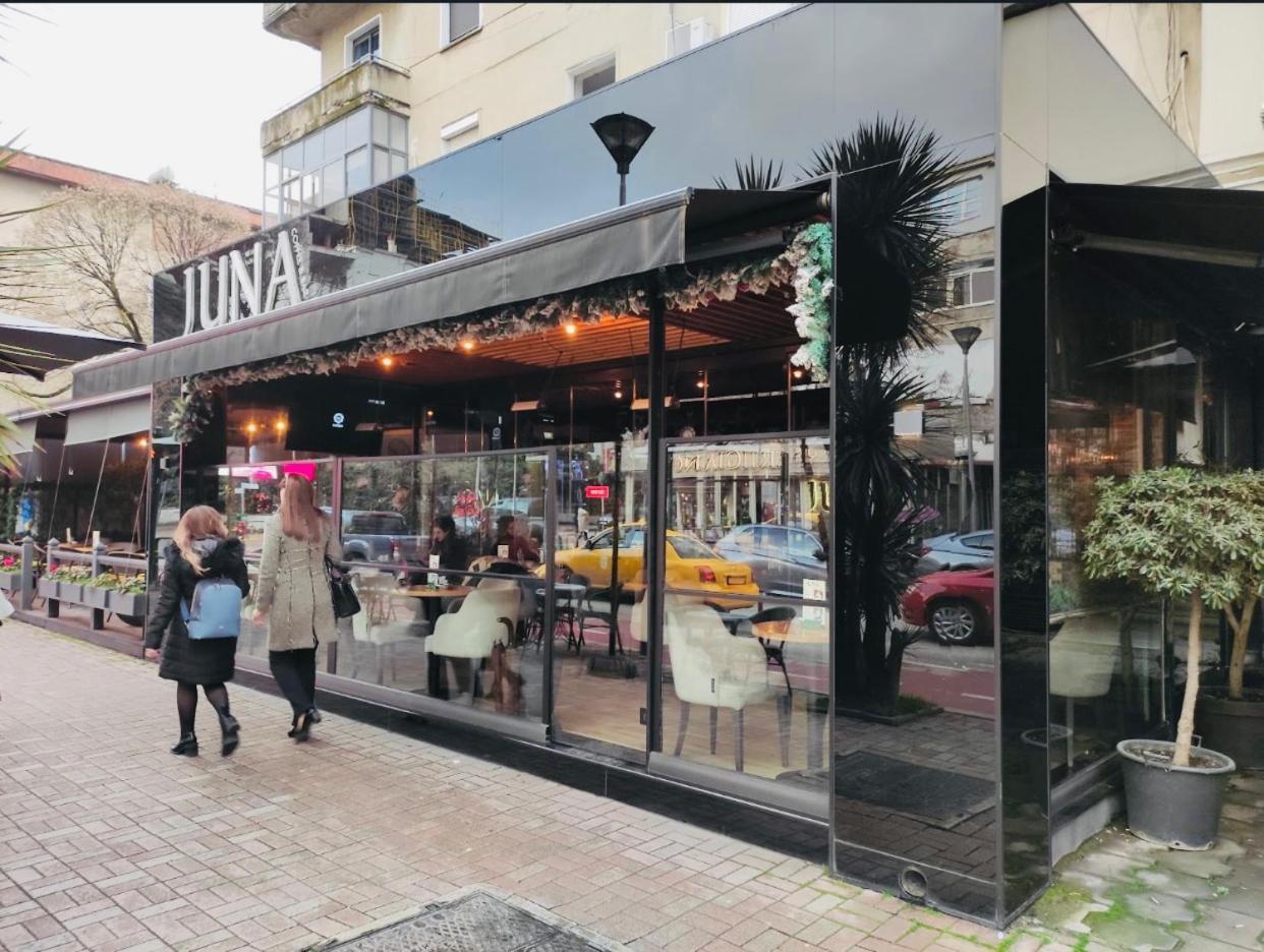Lilo'S Place Тирана Екстер'єр фото