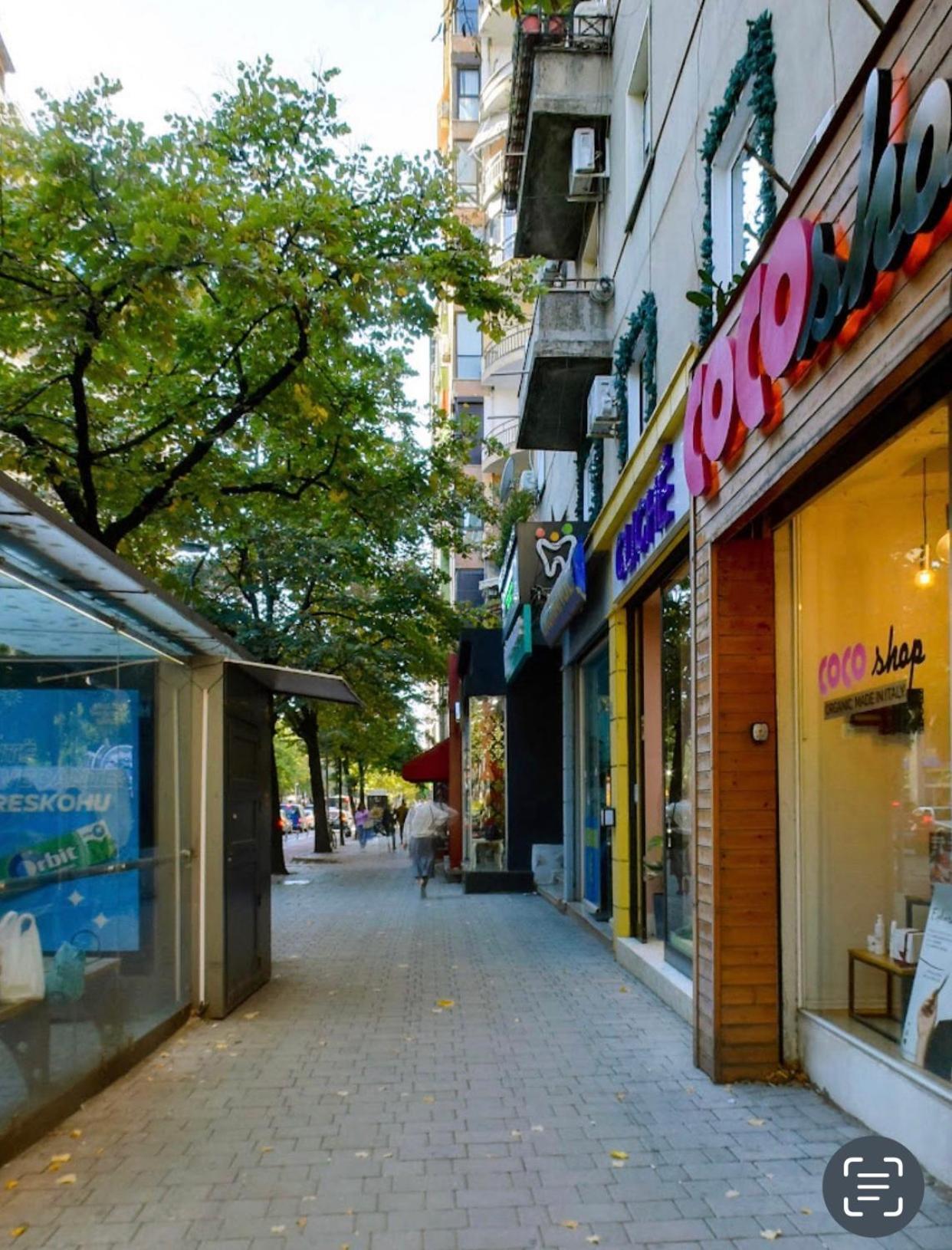 Lilo'S Place Тирана Екстер'єр фото