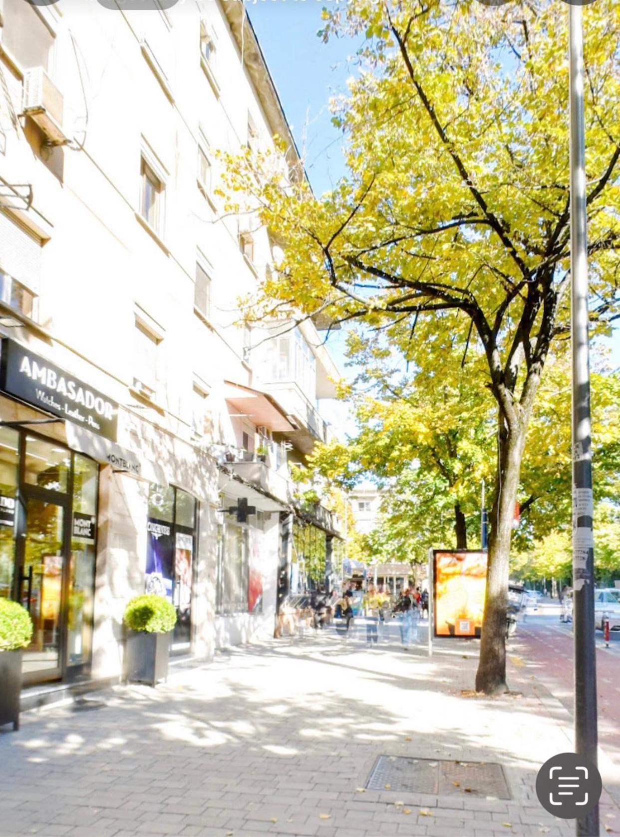 Lilo'S Place Тирана Екстер'єр фото